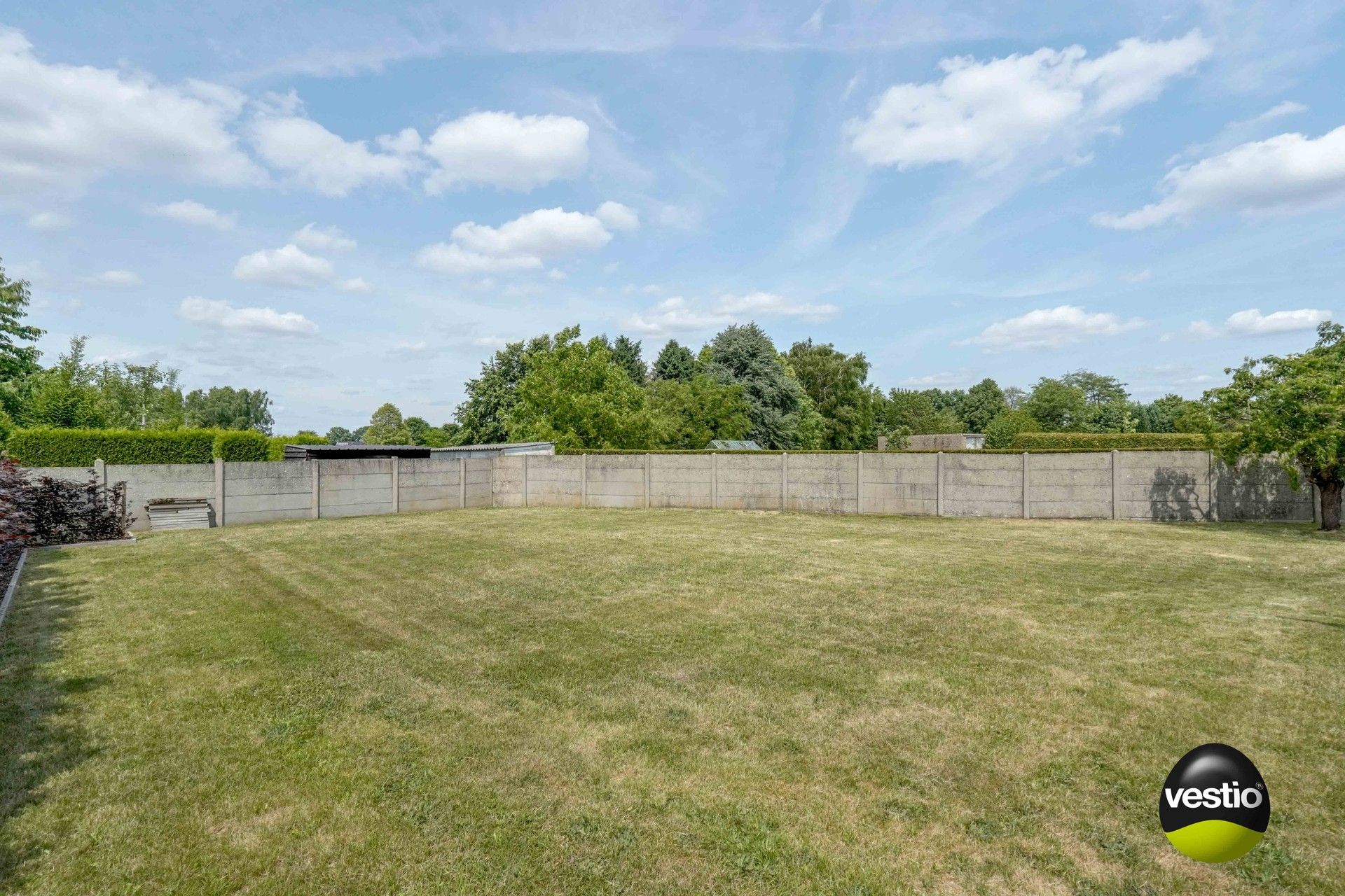 INSTAPKLARE WONING AAN CENTRUM OPGLABBEEK foto 2