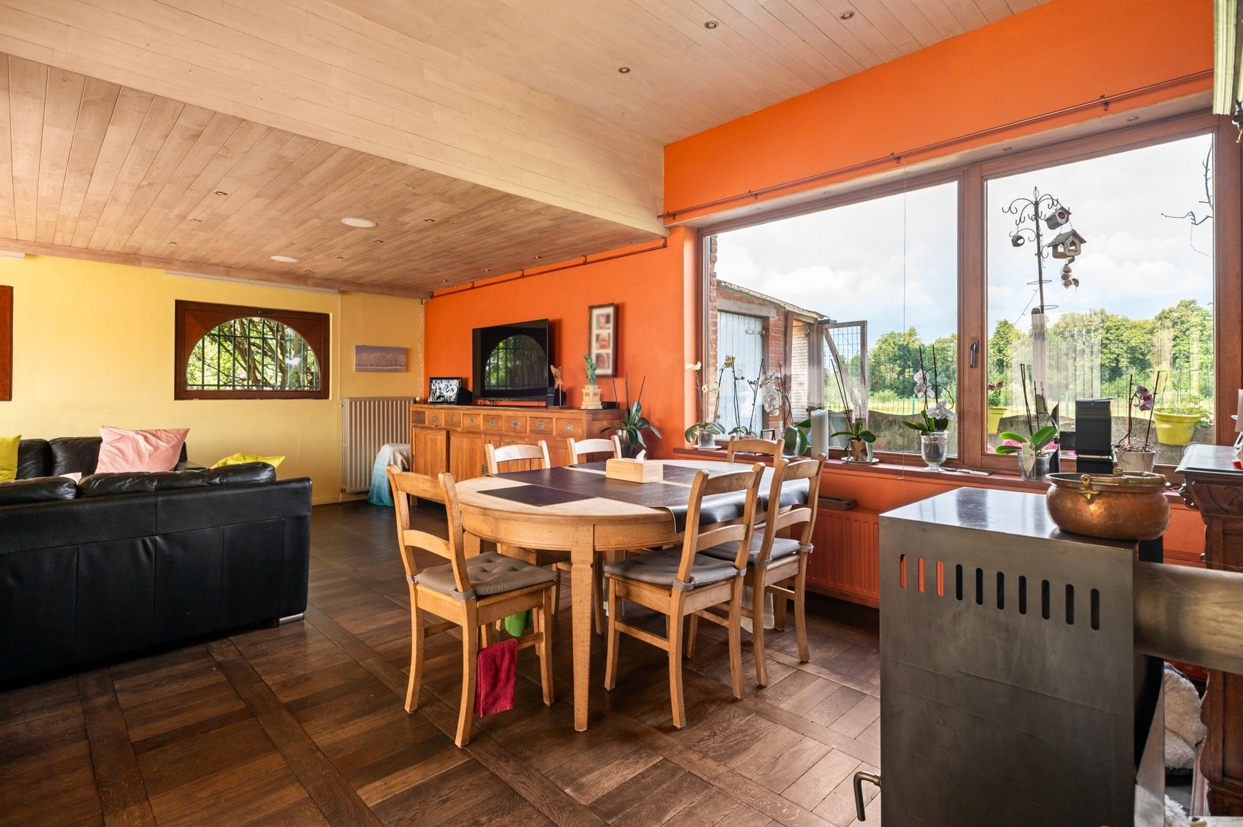 Charmante woning met potentieel op een strategische ligging foto 7