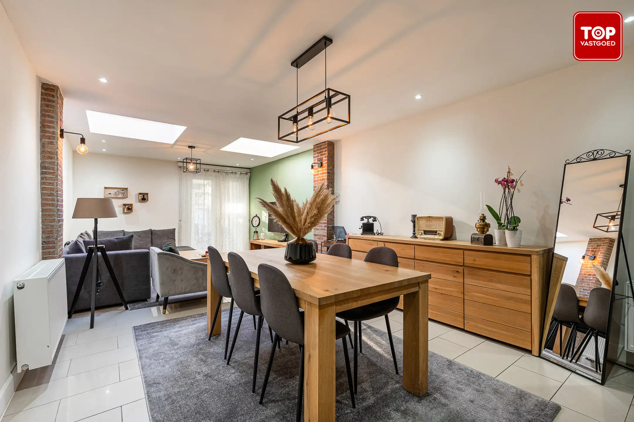 Ruime woning met 4 slaapkamers in de Gentse Rabotwijk foto 9