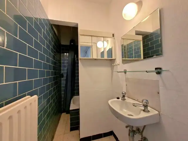 Ruim en Zonnig appartement nabij het station Brugge foto 4