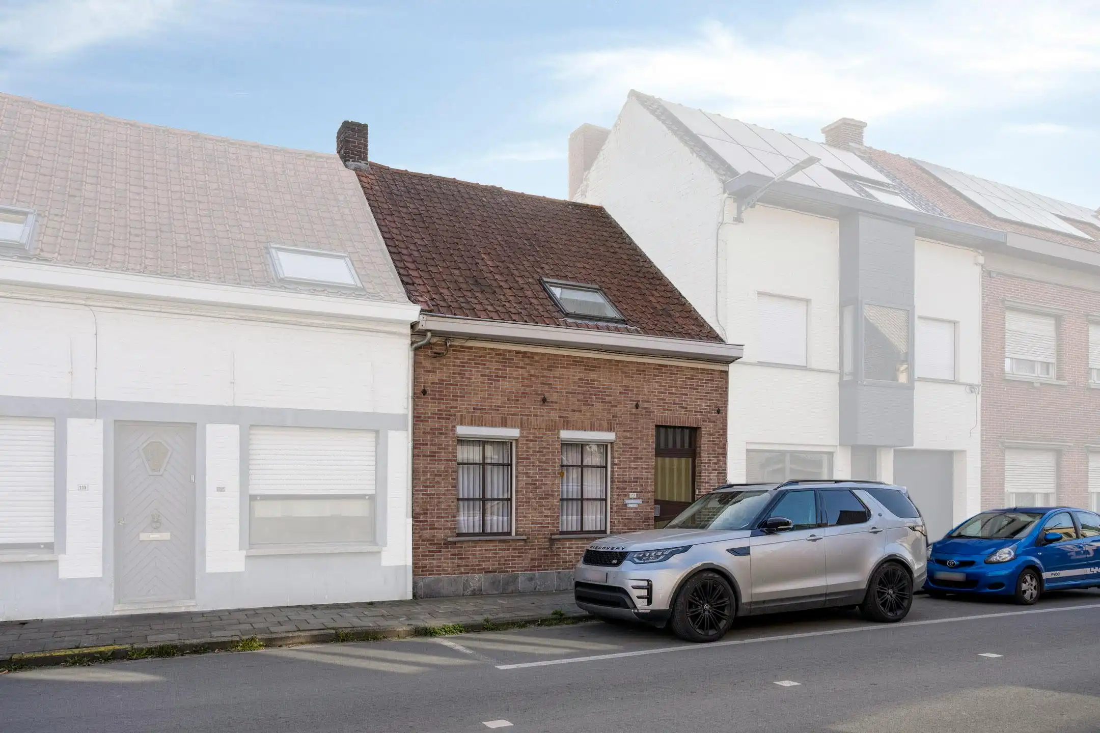 Te renoveren huis met 2 slk en tuin te koop in Wevelgem foto 13