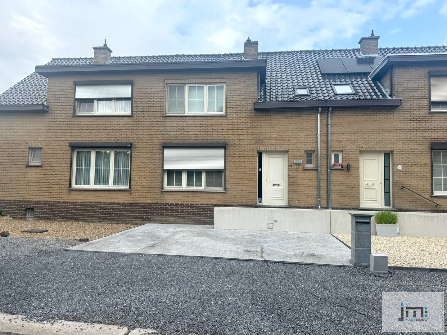 Rustig gelegen, instapklare woning foto {{pictureIndex}}