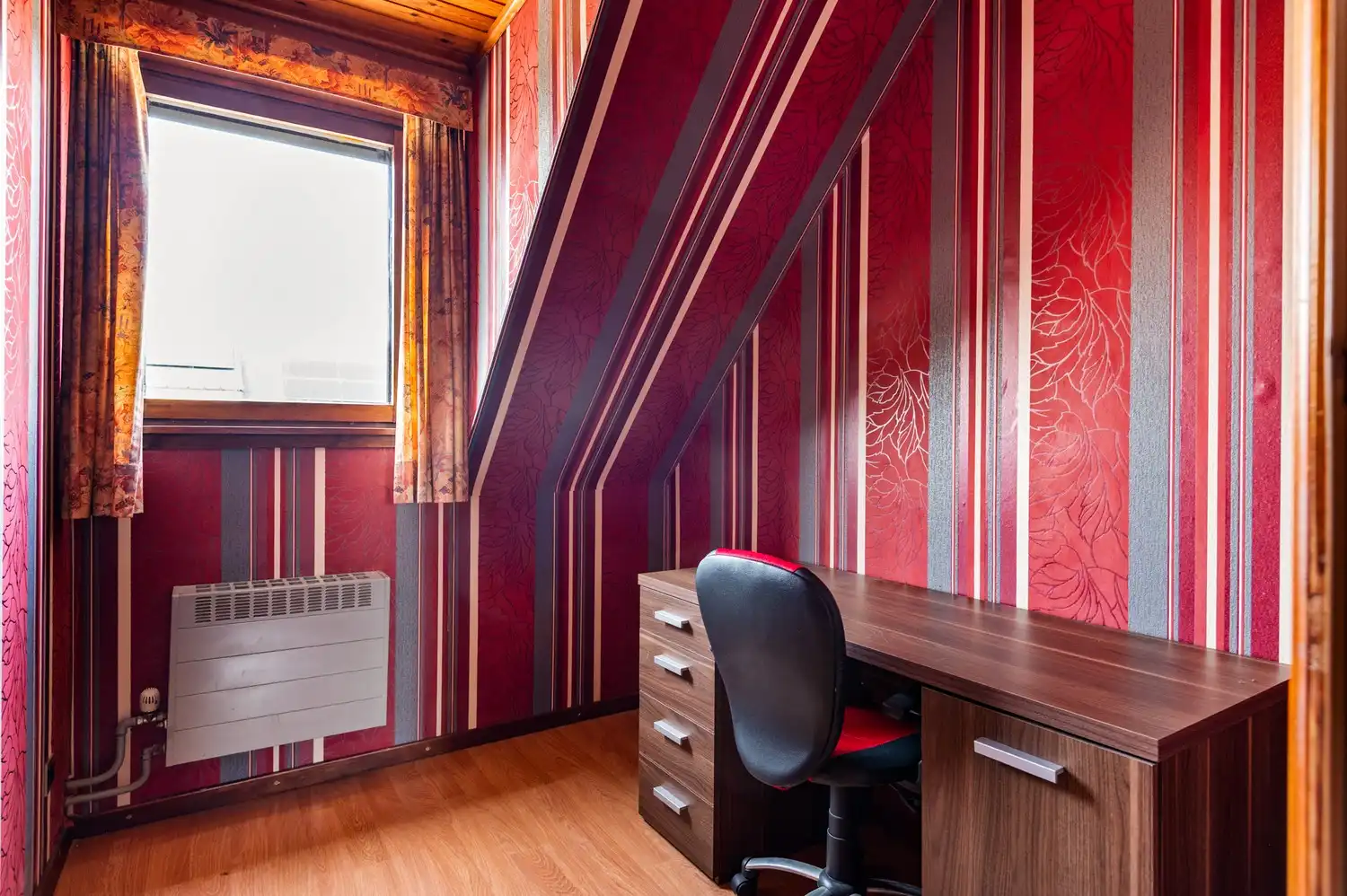 Te renoveren woning met enorm veel potentieel en mooie tuin op toplocatie in Lier foto 12