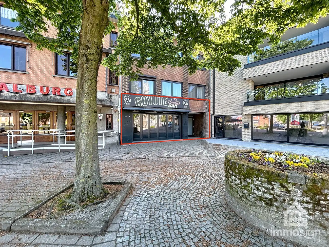 Ideale locatie voor jouw zaak in het hart van Hamont! foto 3