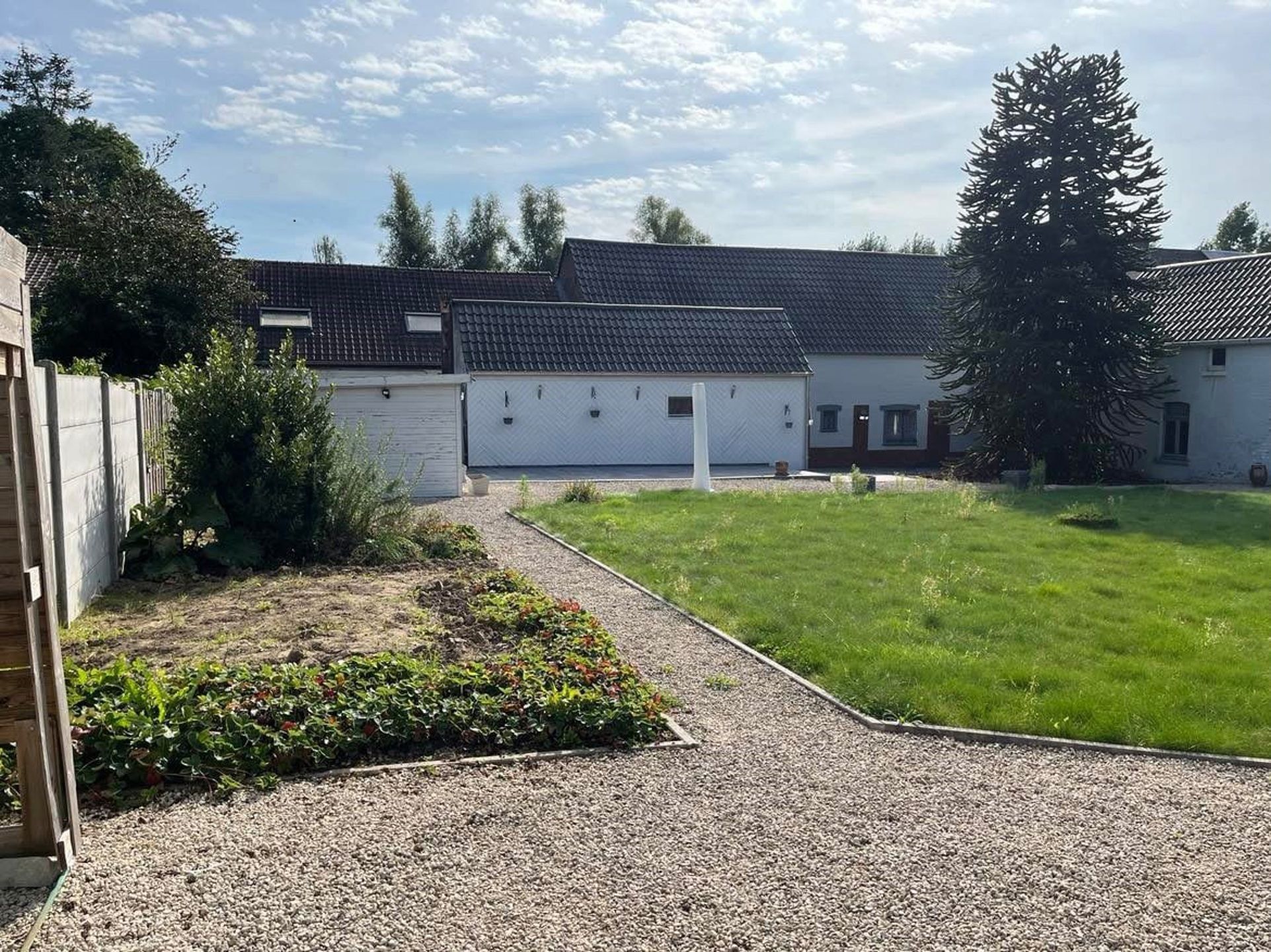 Ruime woning met garage + atelier + (bouw) grond op 9a 30ca foto 27