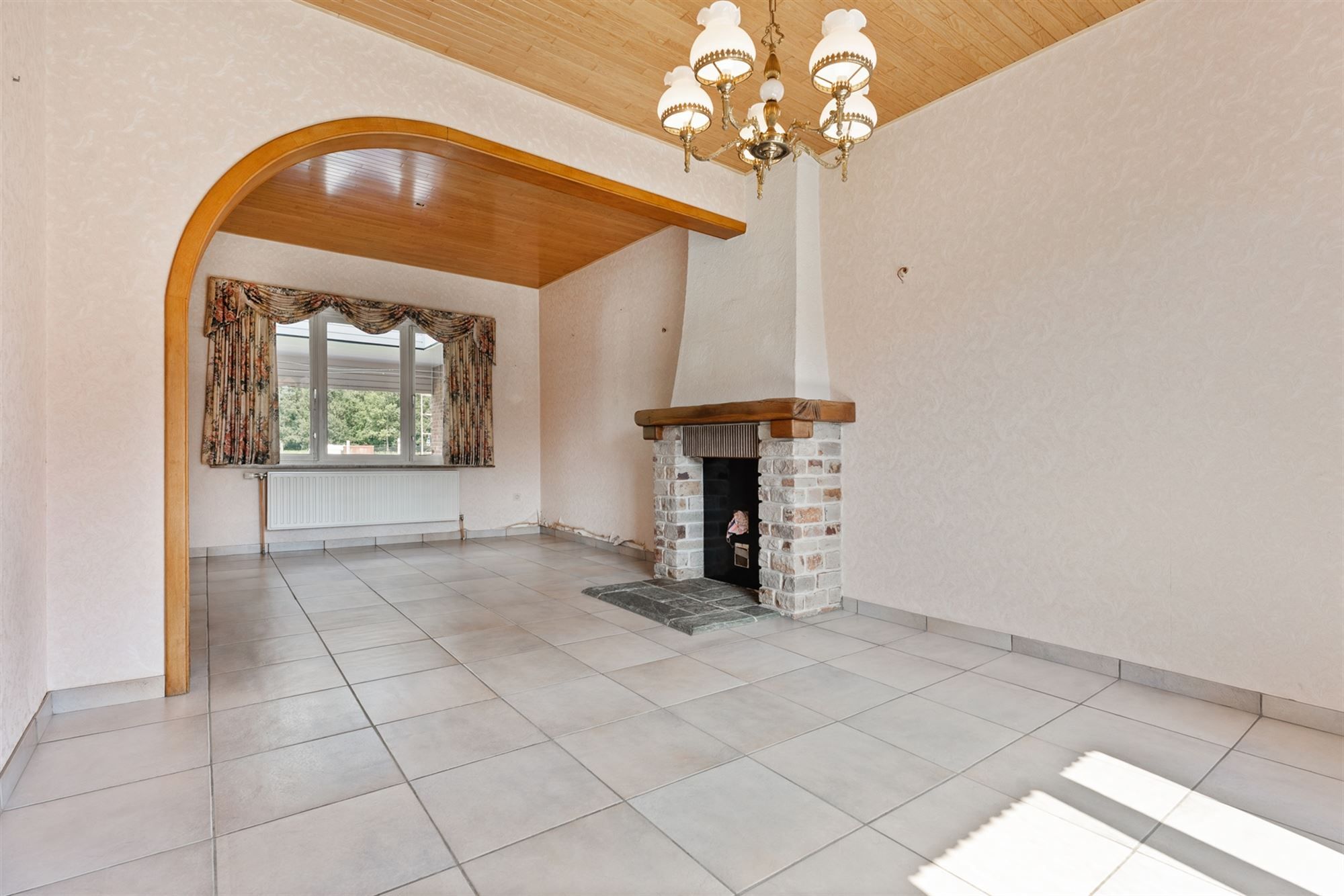 WONING VAN 200M² EN GROTE TUIN VAN 24A11CA TE KERMT foto 3