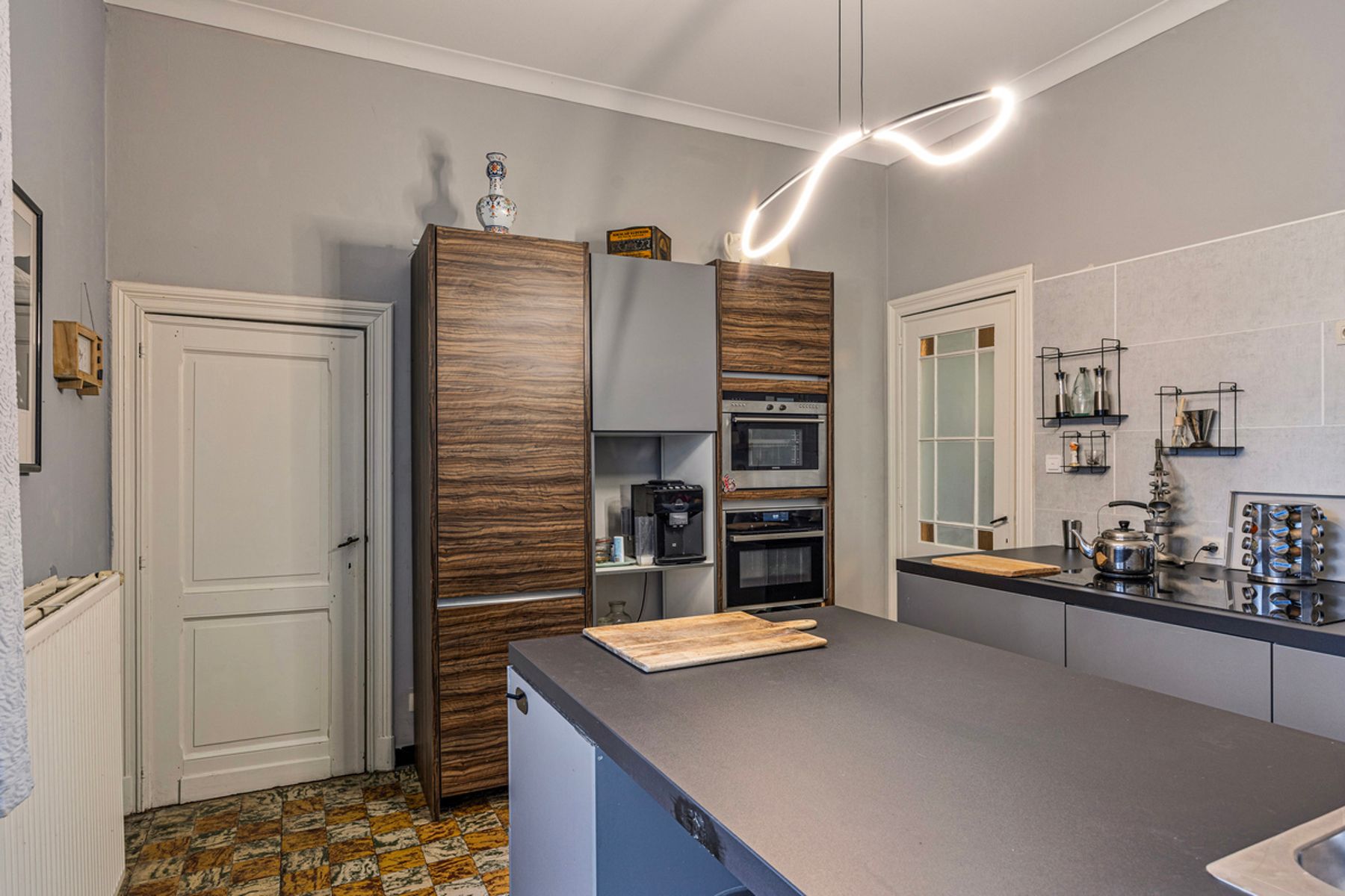 Authentieke pastorie, stijlvol gerenoveerd met comfort foto 12