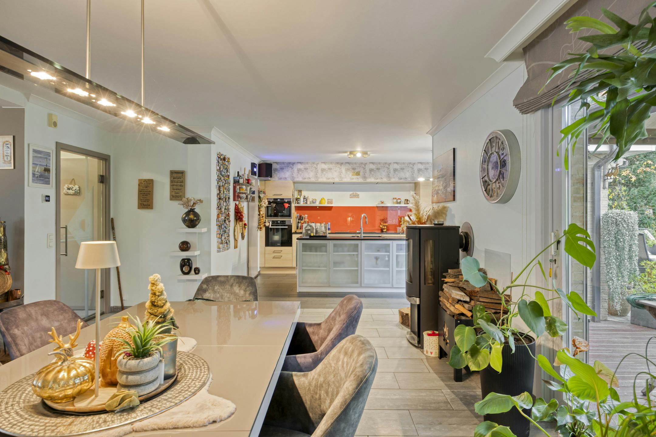 Instapklare gezinswoning met tuin in residentieel Evergem foto 9