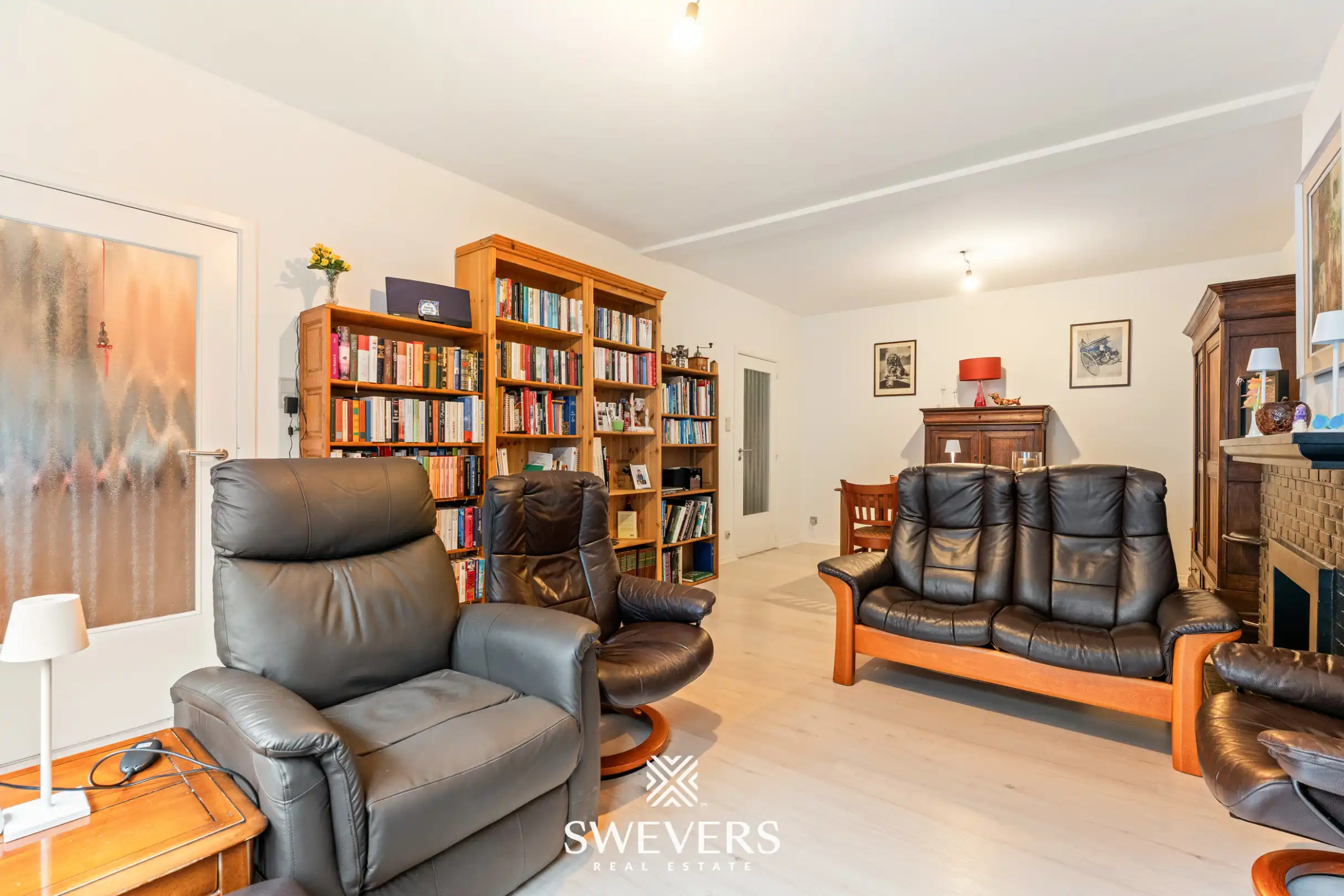 Gelijkvloers appartement met 2 slaapkamers, terras en garagebox in Hasselt foto 6