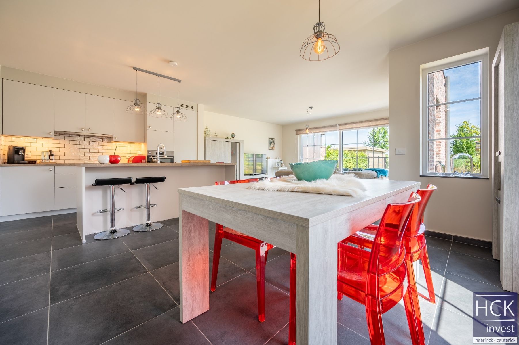 KRUISHOUTEM - Prachtige woning in landelijke stijl op rustige ligging! foto 6