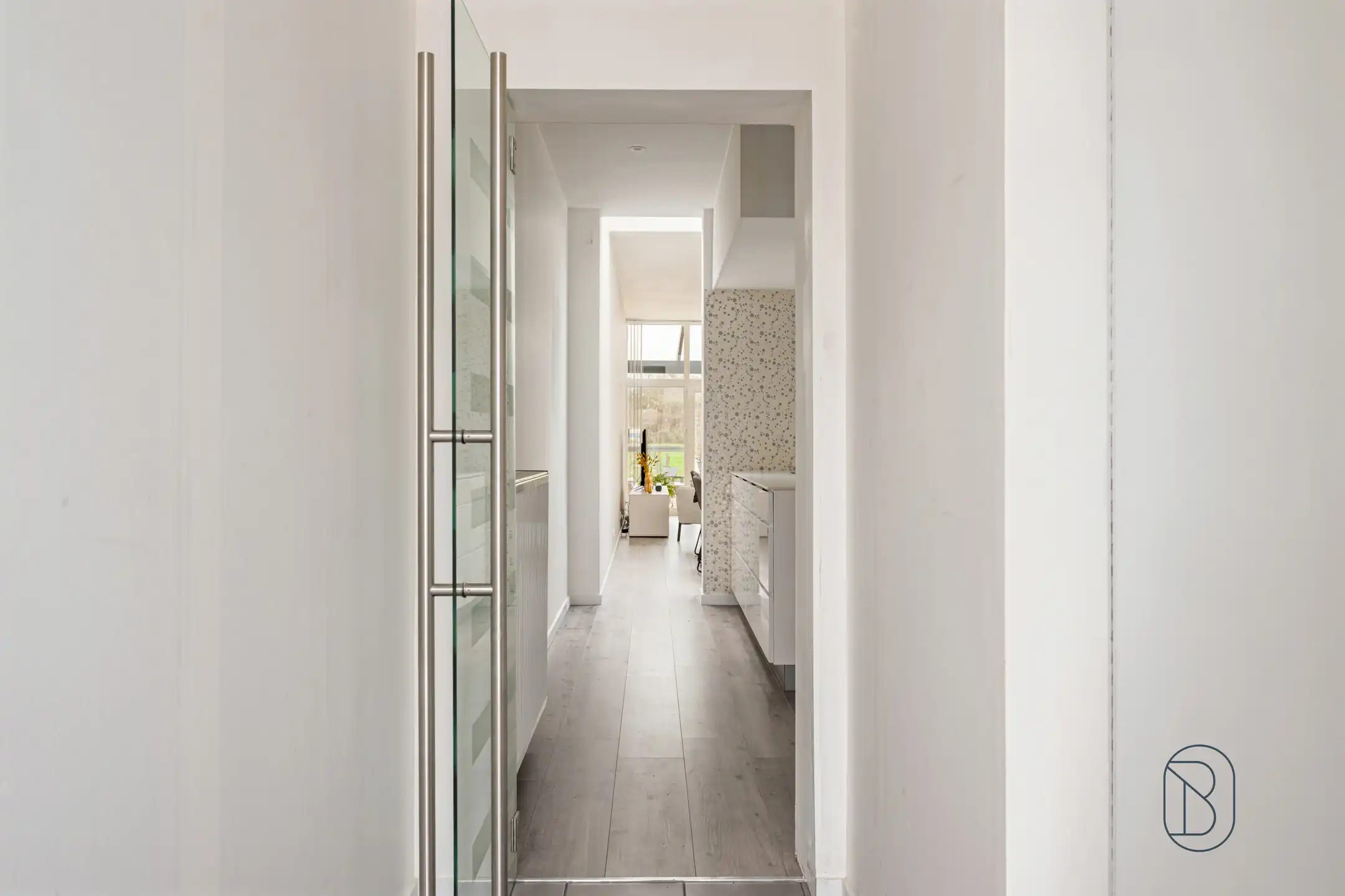 Gerenoveerde rijwoning met 2 SLK en zuidgerichte tuin foto 13