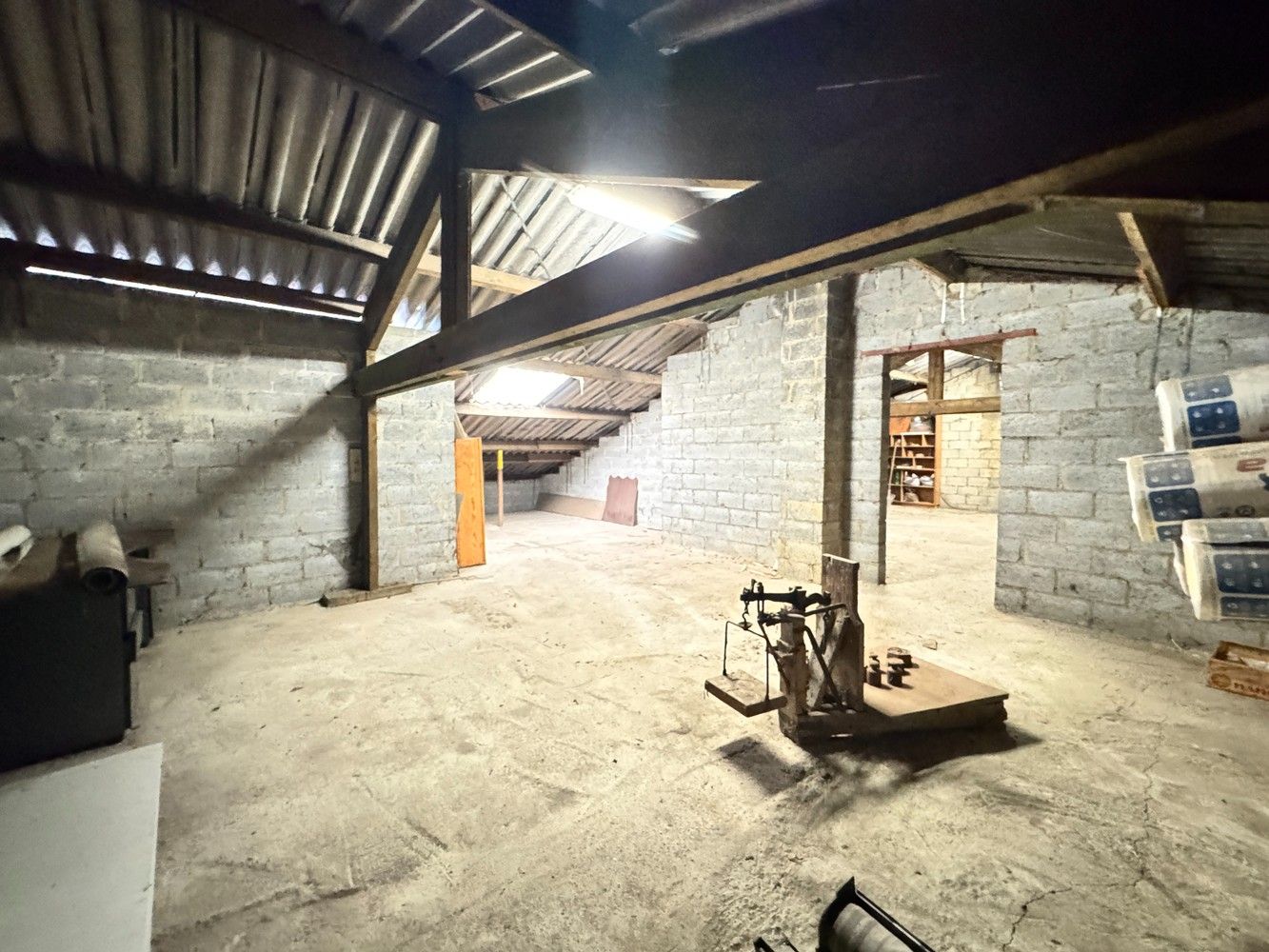 Woon- en handelsruimte op een strategische toplocatie in Zutendaal!🏡💼 foto 21