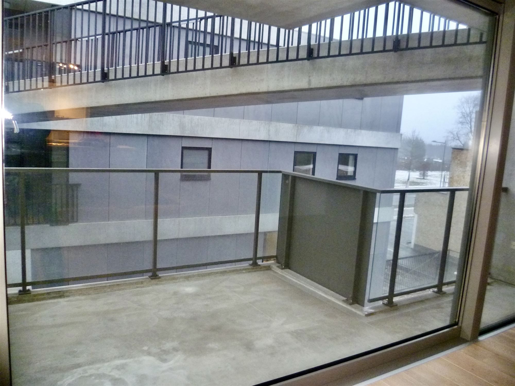 Appartement met 1 slaapkamer, terras en staanplaats.  foto 7