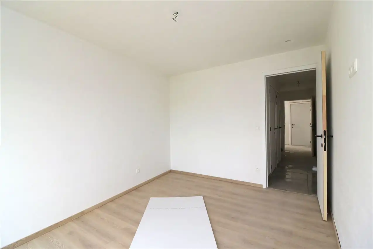 Uniek penthouse in centrum Aarschot met 1 slpk. parking en terras foto 10