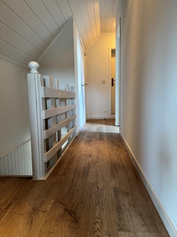 Landelijk gelegen, pas volledig  gerenoveerde, woning. foto 9