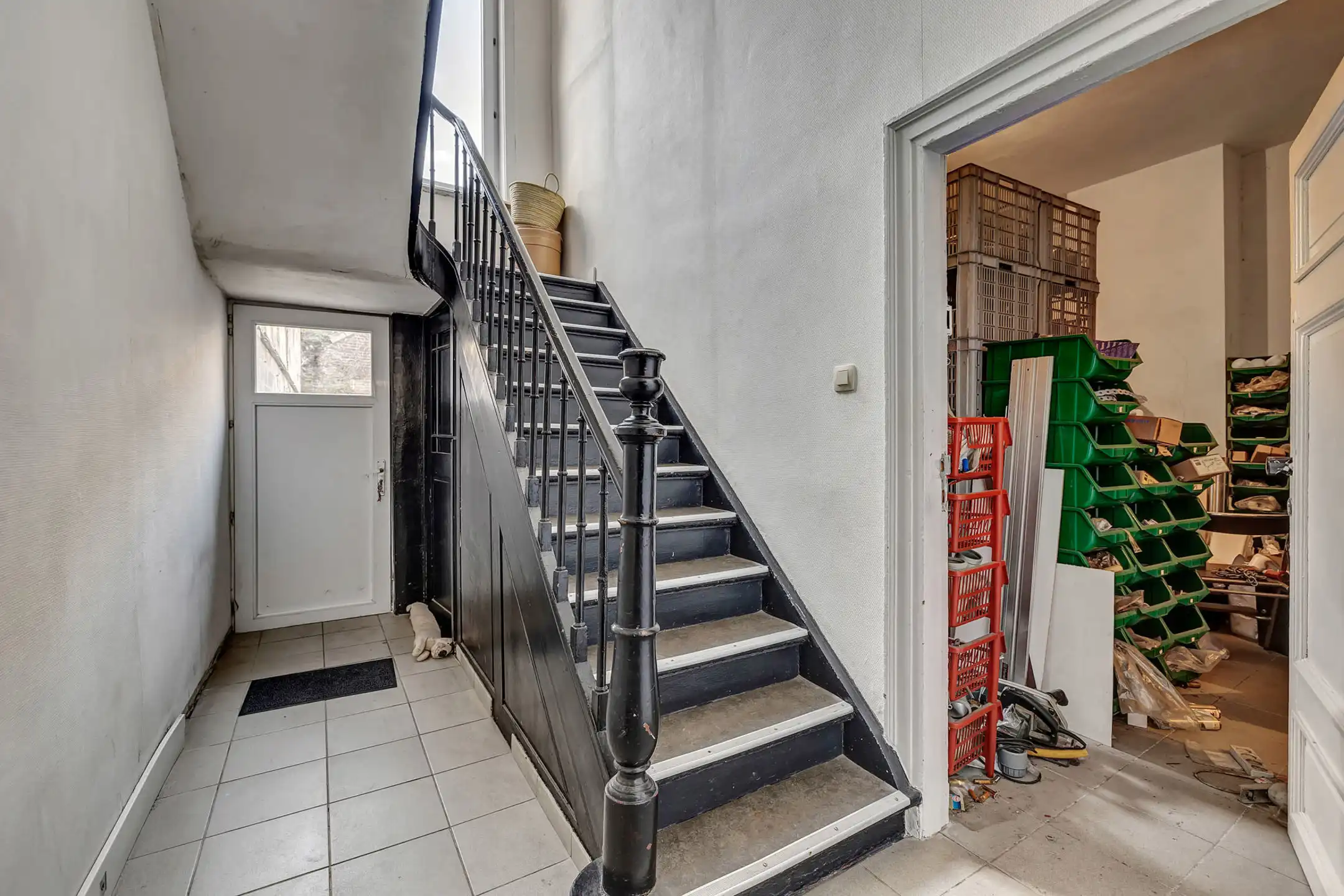 Appartementsgebouw met handelsgelijkvloers in Molenbeek foto 4