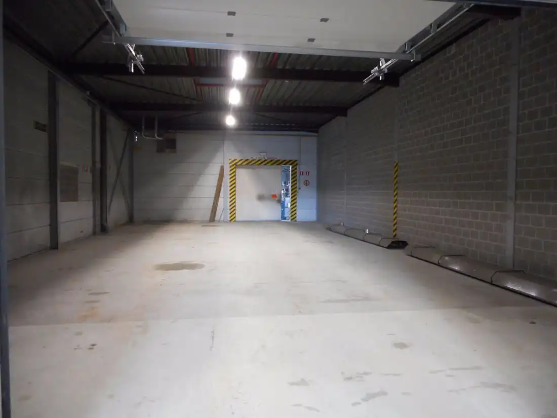 Strategisch gelegen magazijn of opslagruimte te Houthalen-Helchteren foto 5