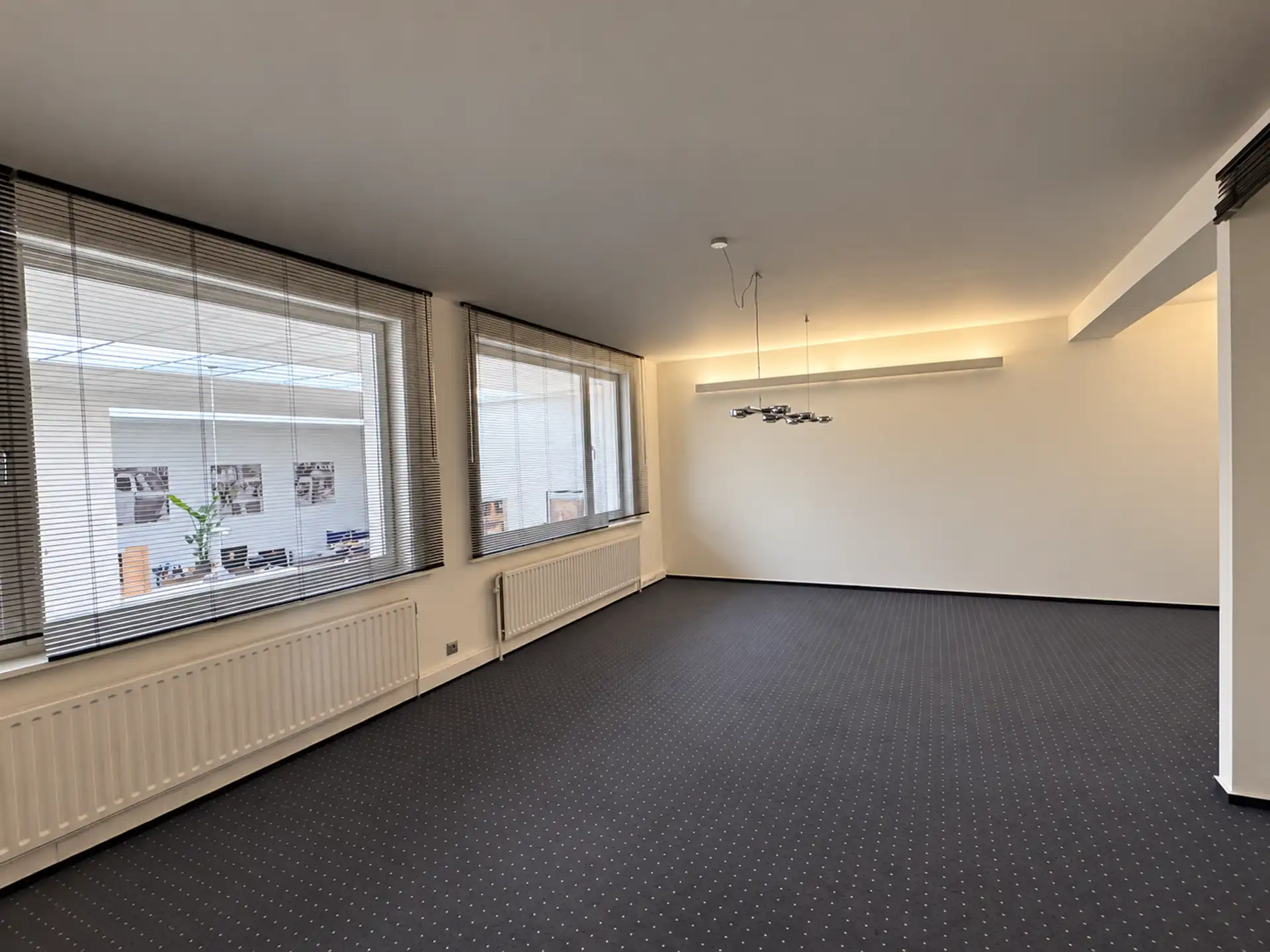 Ruime kantoorruimte te huur nabij centrum Sint-Antonius foto 7