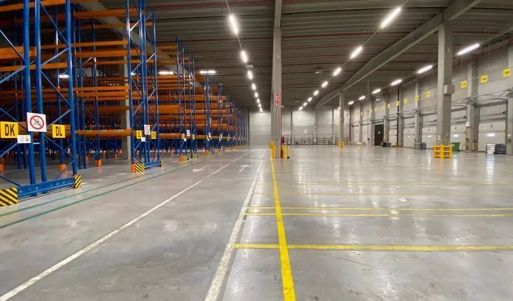 Logistieke loods te huur in Willebroek foto 4