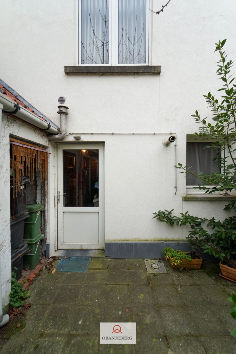 Ruime burgerwoning met stadstuint te Sint-Amandsberg foto 6