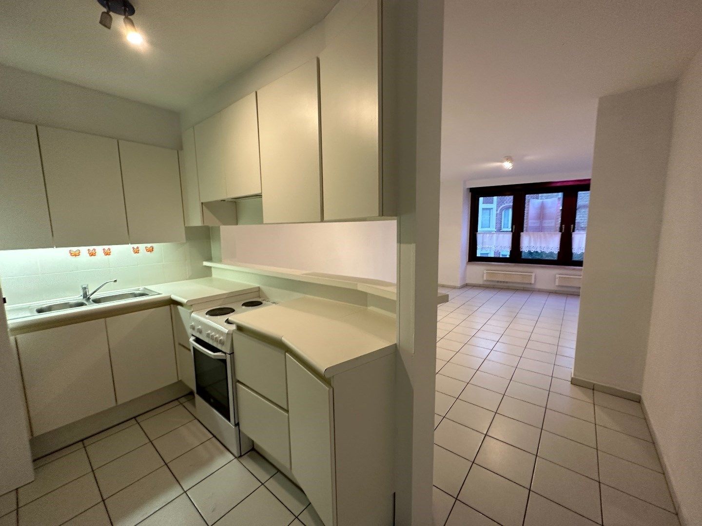 Centraal gelegen appartement met 1 slaapkamer foto 2