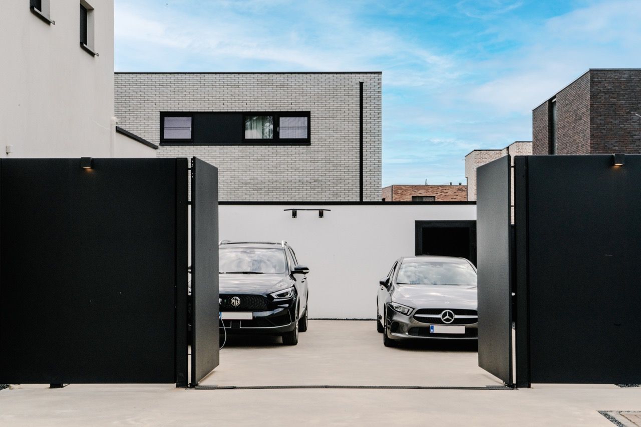 Moderne open bebouwing met drie slaapkamers op uitstekende locatie foto 4