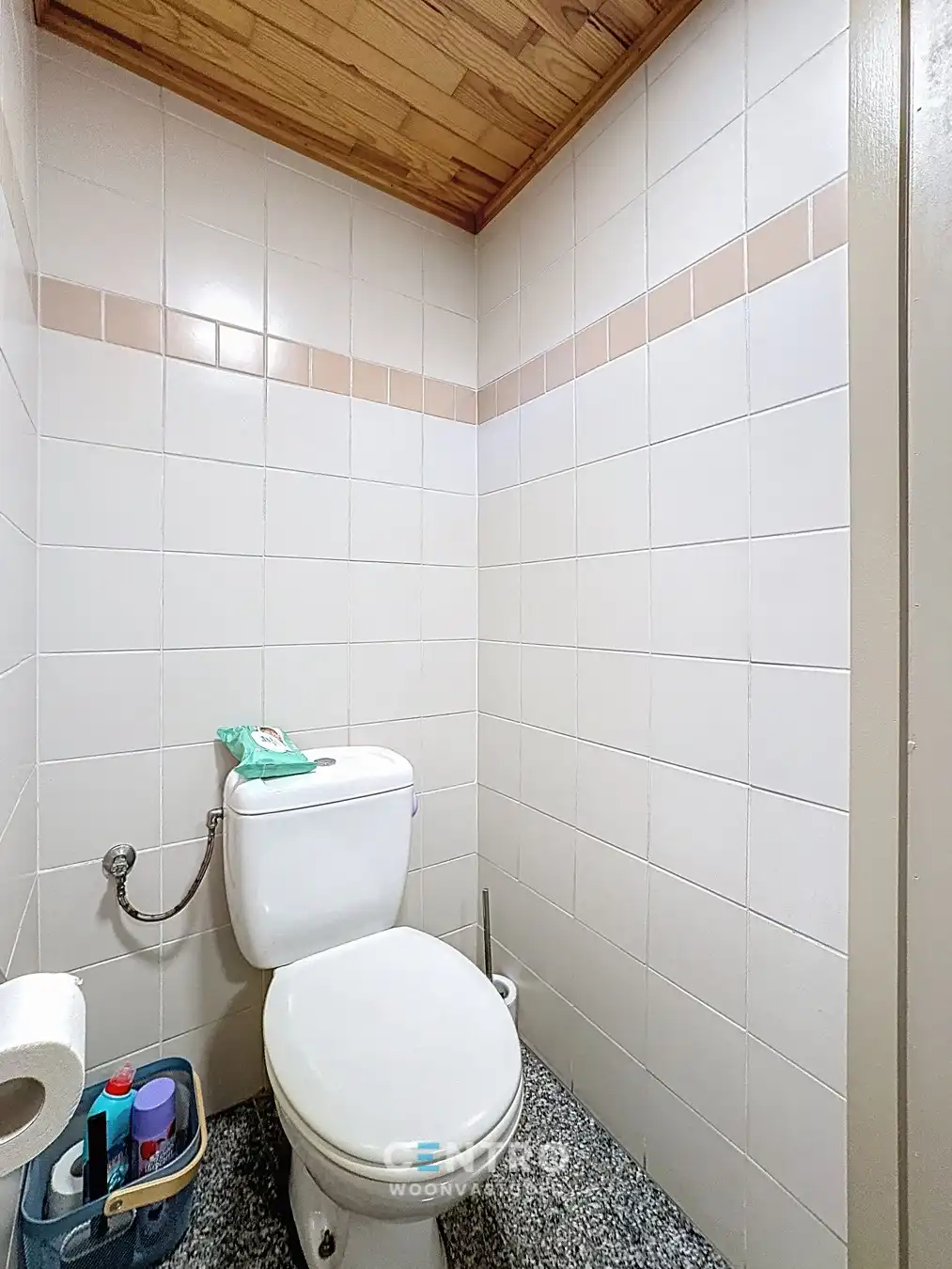 Magazijn met woonst op interessante ligging te Gistel! foto 30