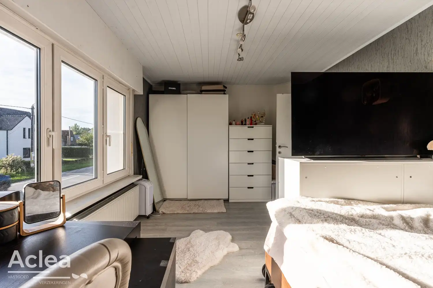 Halfopen woning met 3 slaapkamers, garage en leuke tuin in Sleidinge foto 21