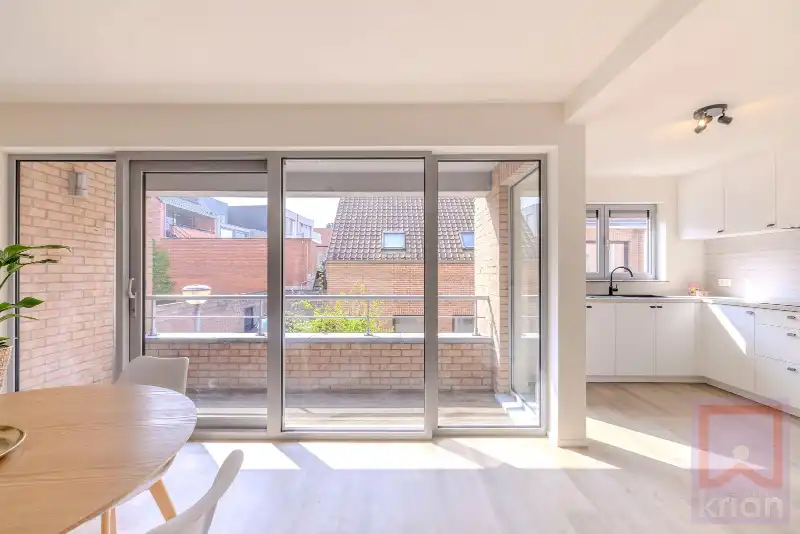 CENTRUM GEEL! 2 slpk appartement  én zonnig terras foto 7
