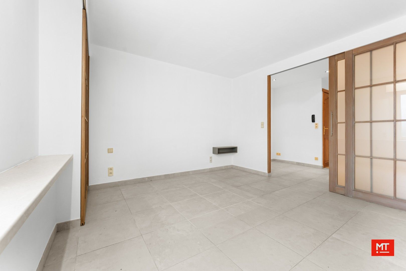 Magazijn (130 m²) en bureelruimte te koop in Dadizele foto 12