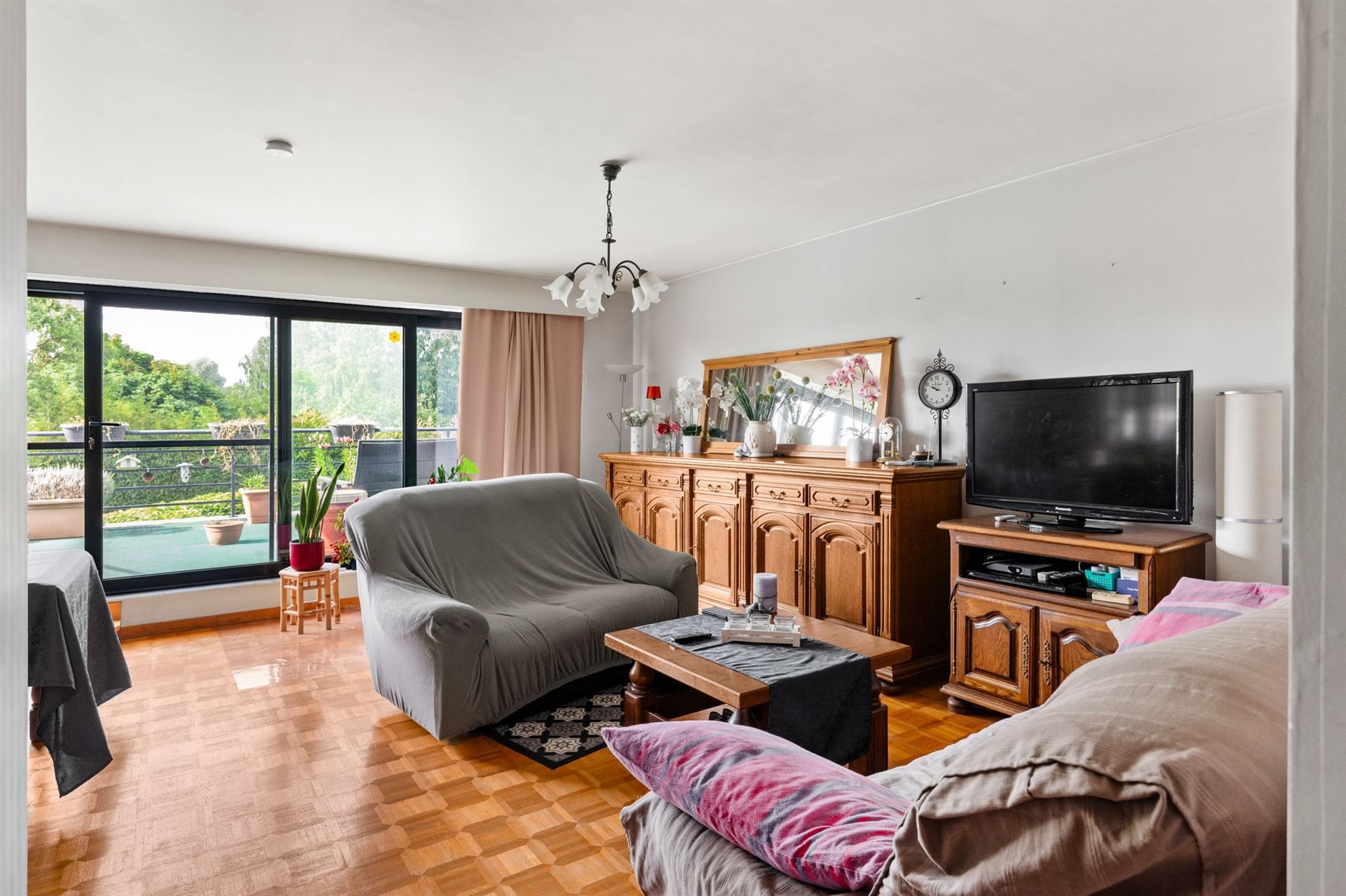 CENTRAAL GELEGEN 2-SLPK-APP IN EEN KLEINE RESIDENTIE MET RIANT ZUIDTERRAS foto 11