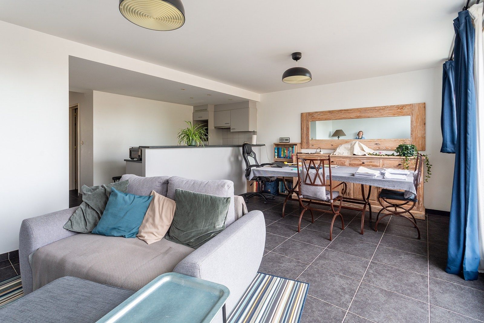 Rustig wonen met zicht op groen: goed onderhouden appartement met groot terras foto 4