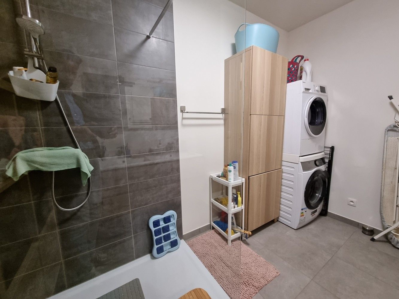 Prachtig energiezuinig appartement (93m² + 21m² terras) incl. autostaanplaats en kelderberging! foto 16