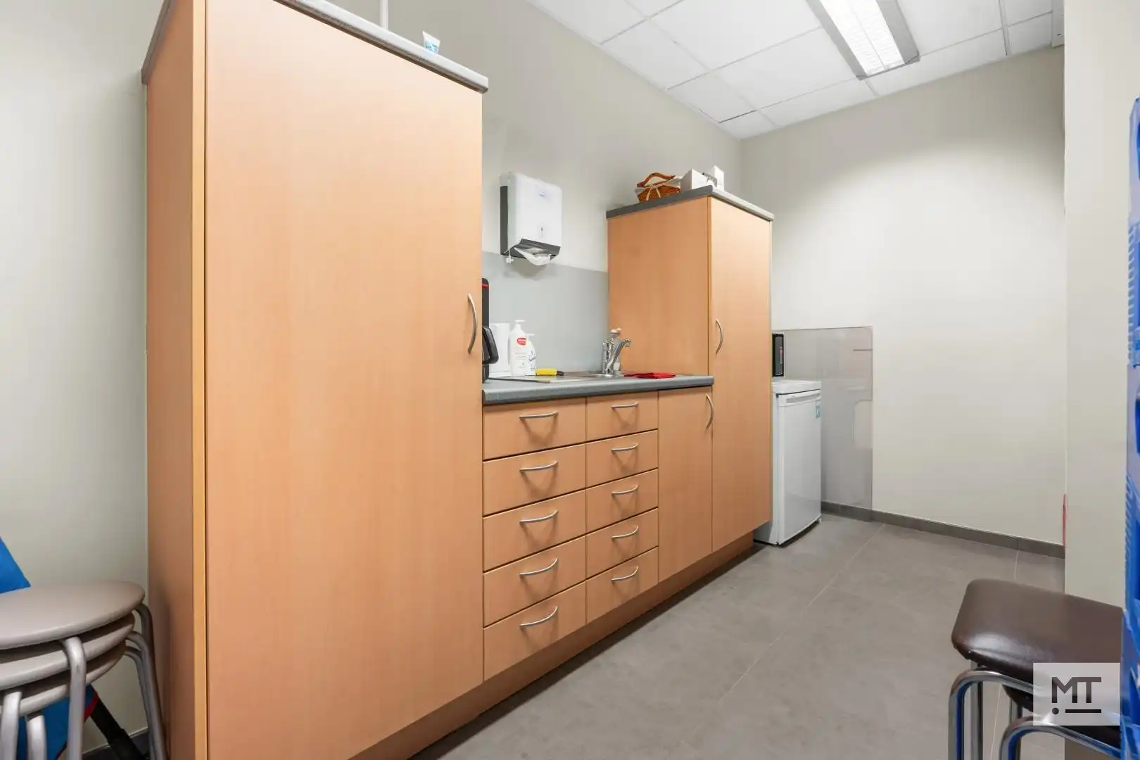 Opbrengsteigendom bestaande uit handelsruimte en 2 appartementen in centrum Beselare foto 28