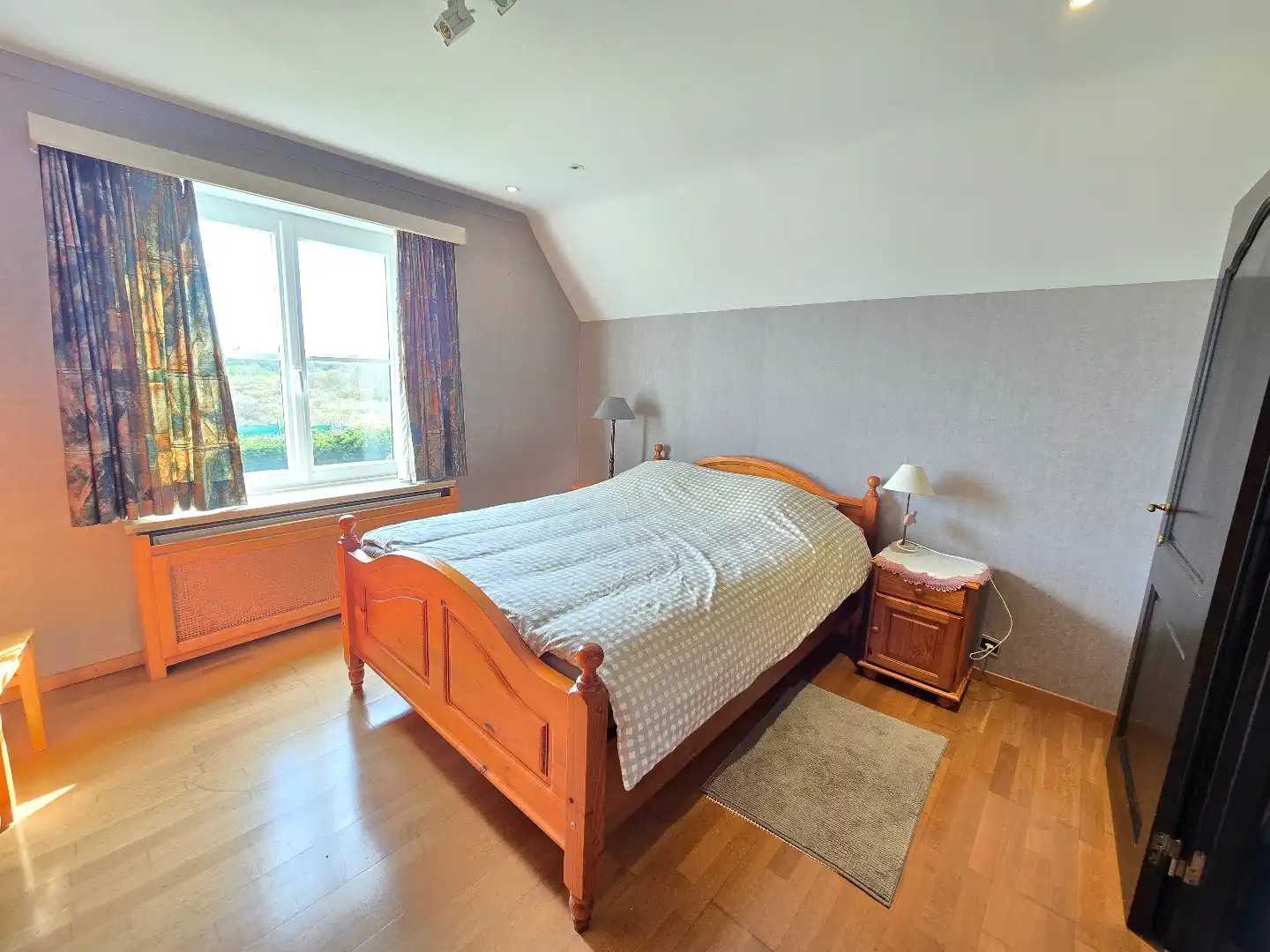 Villa 4 slpk's grenzend aan het natuurgebied te De Panne foto 16