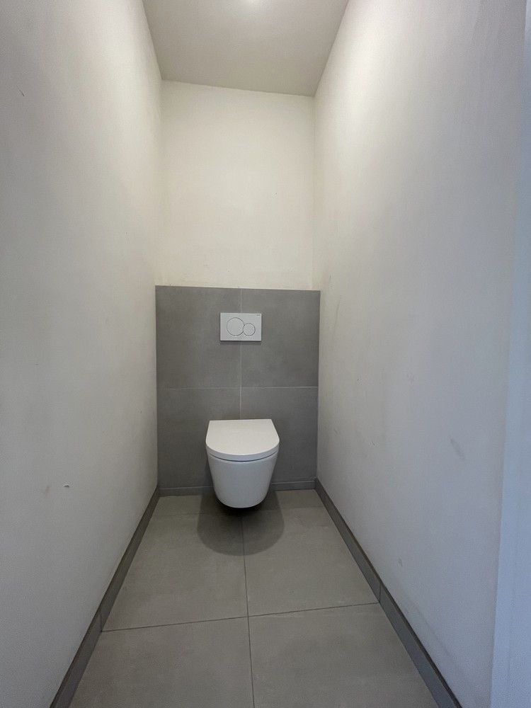 Afgewerkte nieuwbouwwoning met 3 slaapkamers foto 16