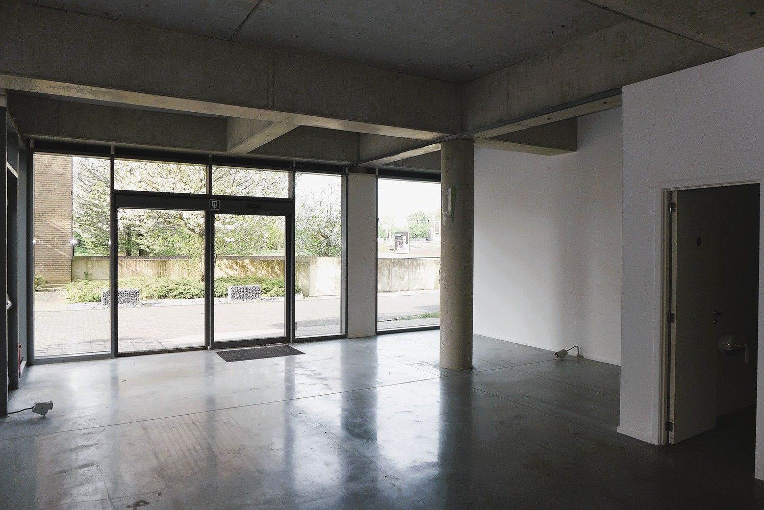 578m² Kantoren/showroom foto 22