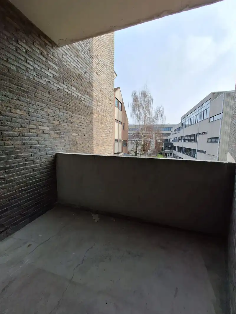 Stijlvol gerenoveerd appartement te Hasselt centrum foto 21