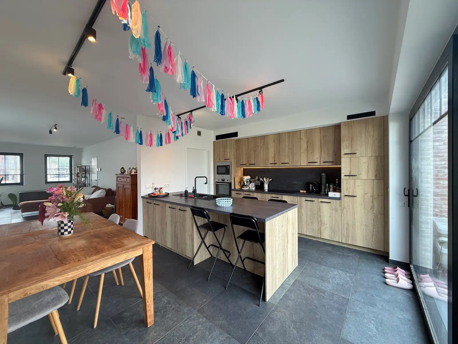 Energiezuinig woning met 4 slaapkamers, 2 badkamers en tuin foto 9