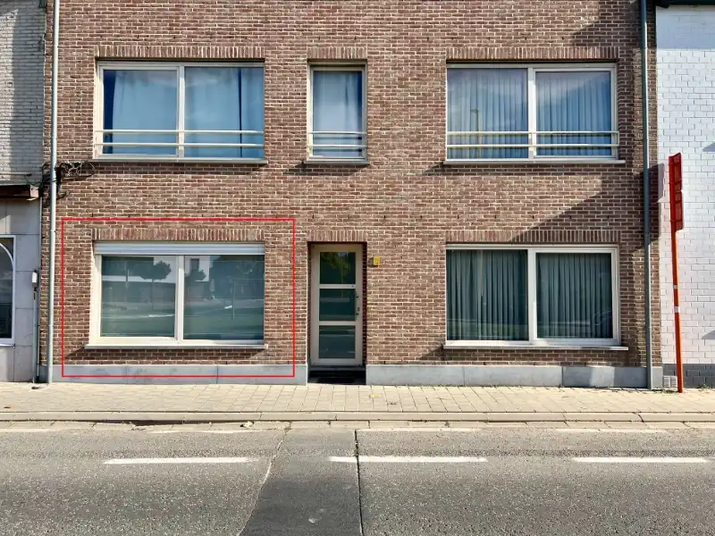 INSTAPKLAAR GELIJKVLOERSAPPARTEMENT MET ZUIDGERICHTE KOER foto {{pictureIndex}}