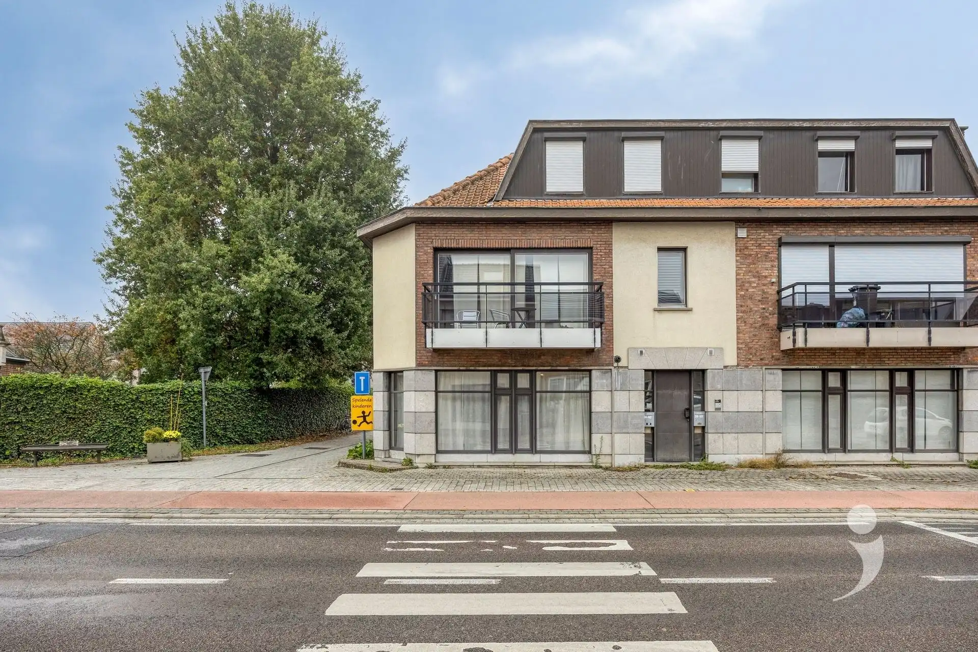 Ruim gelijkvloers appartement met 2 slaapkamers, binnenkoer en aparte inkom in Hombeek foto 20