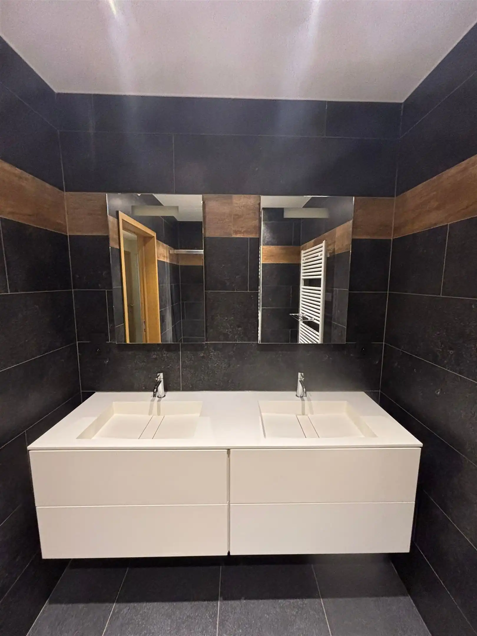 Gelijkvloers twee slaapkamer appartement foto 11