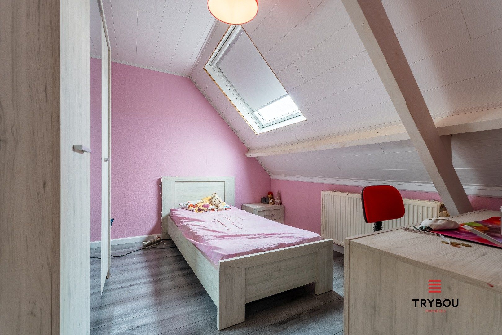 🏡 Gezinswoning met 4 slaapkamers, ruime tuin en garage in Zarren foto 12