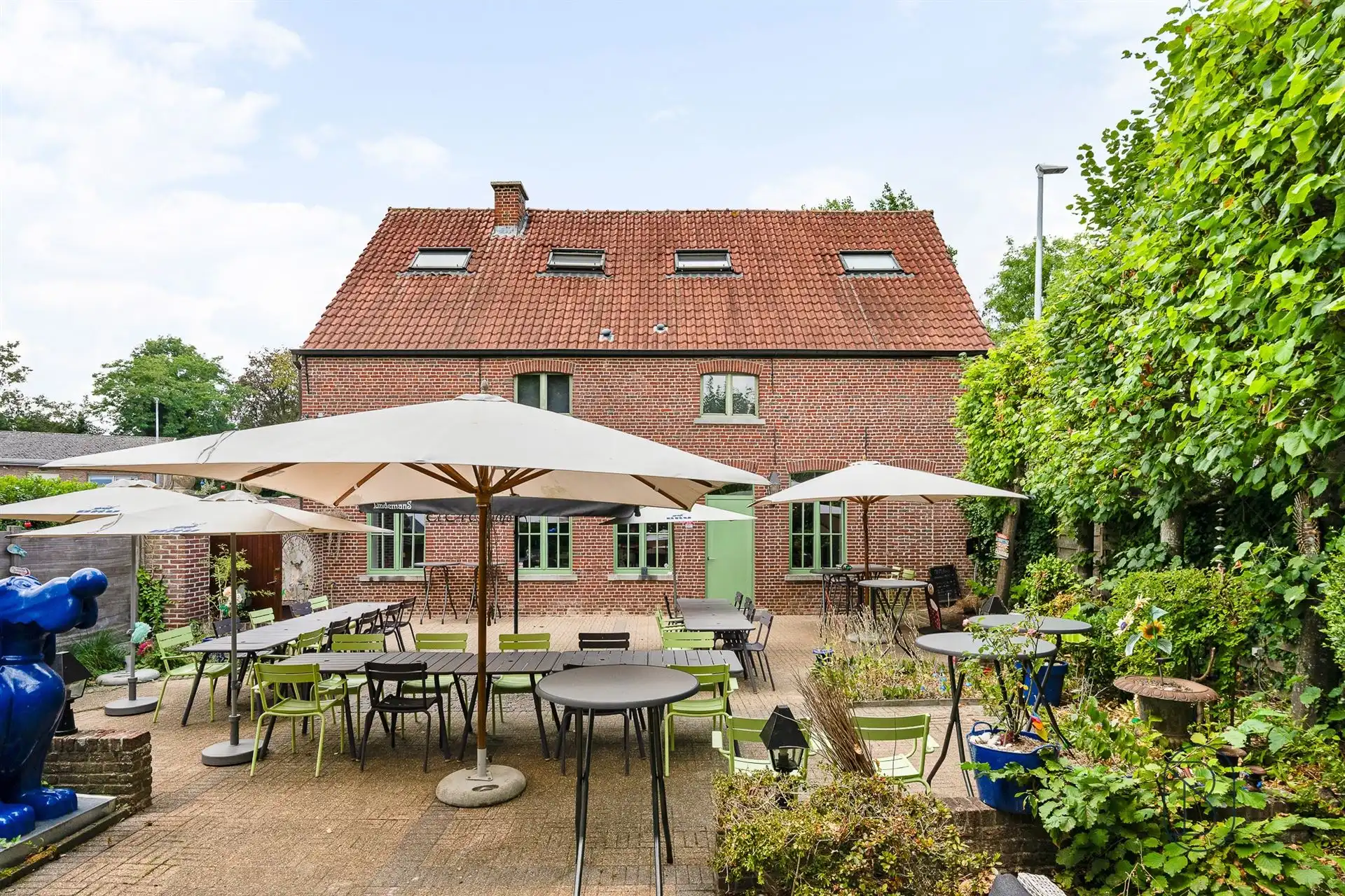 Ideale charmante horecazaak met woonst!  foto 4