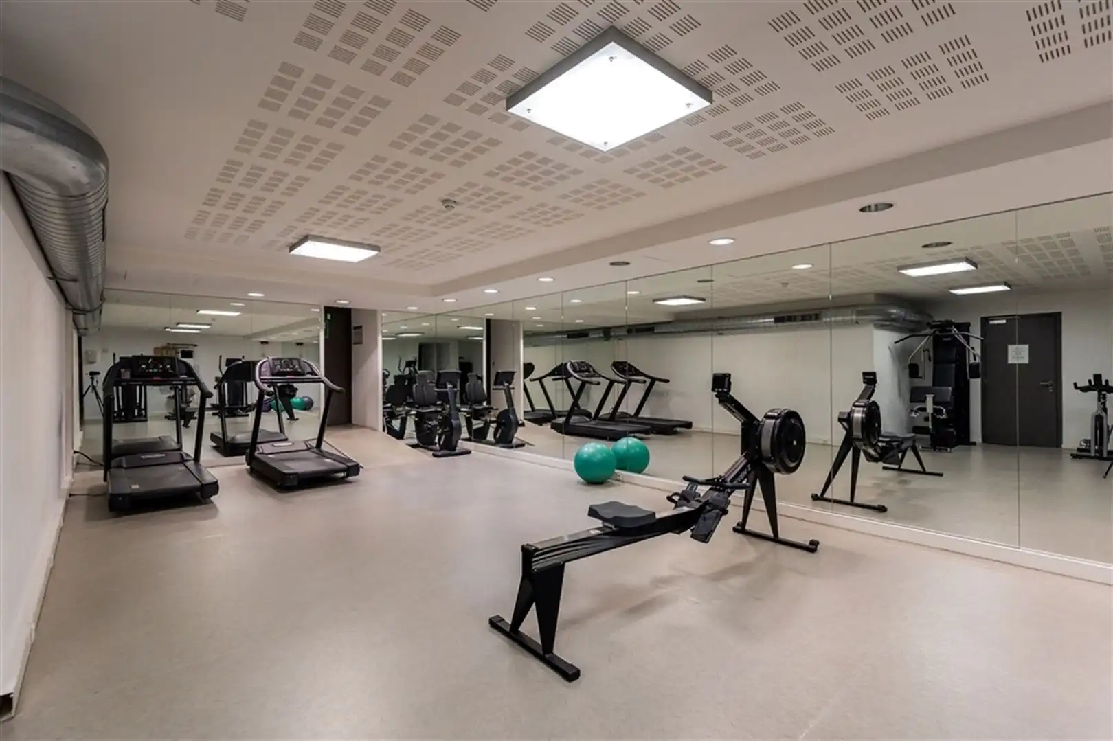 COLONIES SQUARE: vanaf 1.070m² tot 1.565m² foto 20