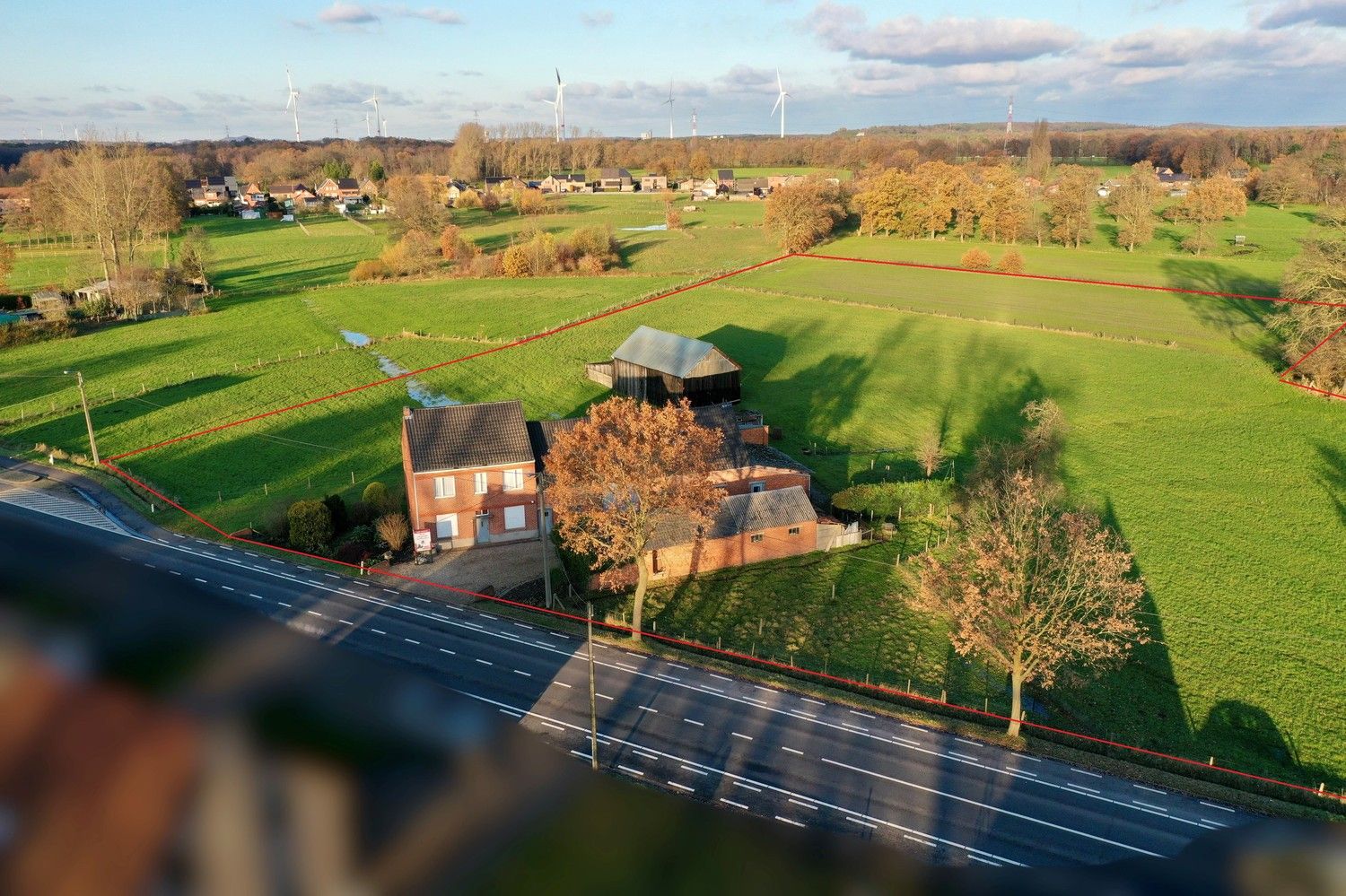 Hoofdfoto van de publicatie: Hoeve Op de hoef