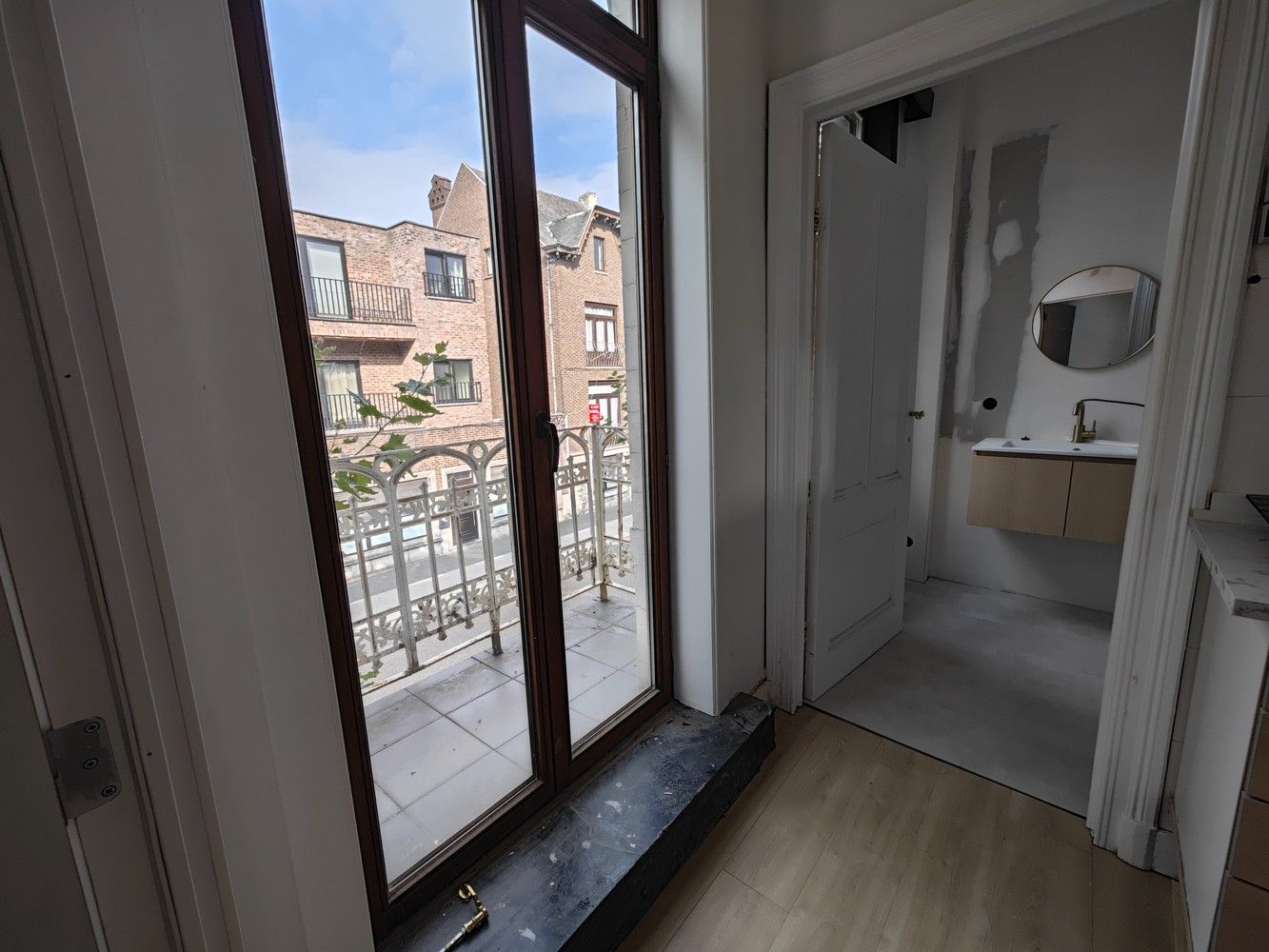 Gerenoveerd één-appartement in het centrum van Hasselt foto 4