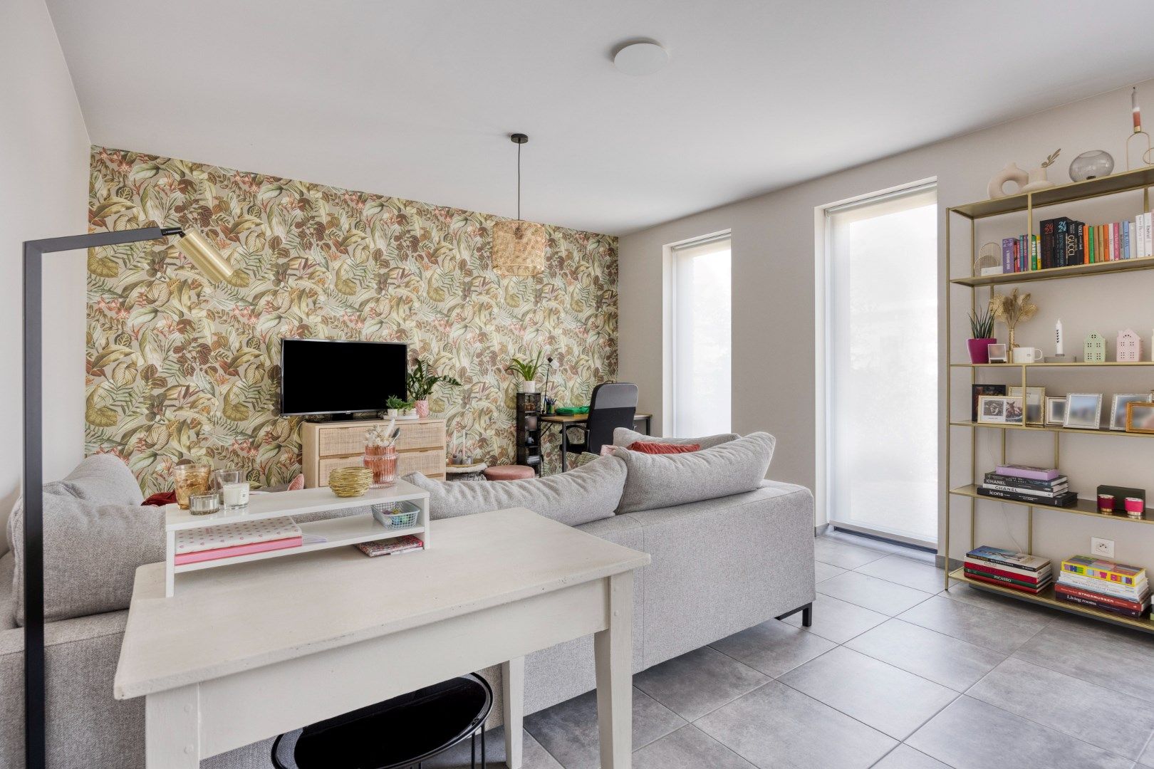 Recent gelijkvloers duplex appartement met 2 slpks, tuin, terras, kelderberging en carport ! foto 6