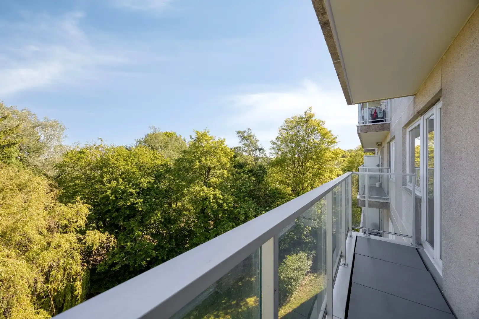App. te huur met 2 slpk, 2 balkons, kelder en garagebox te Halle foto 17