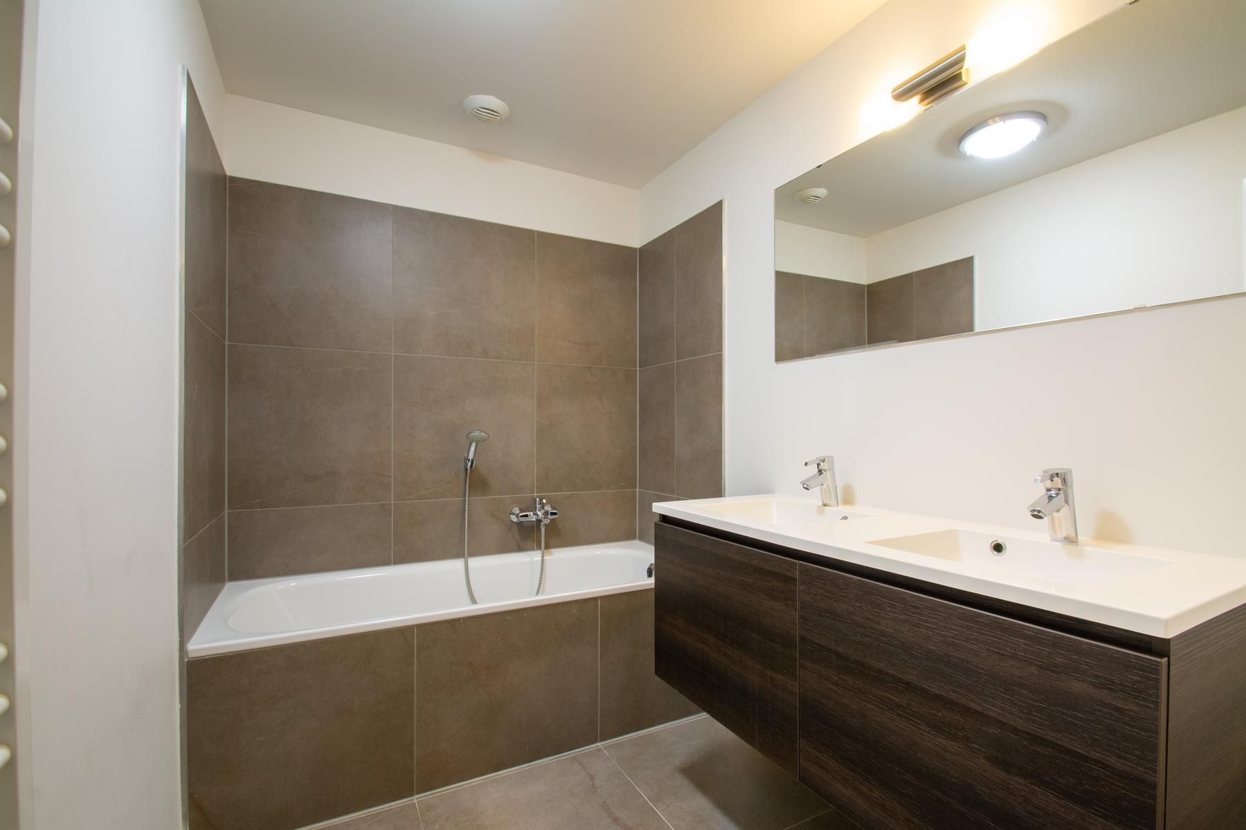 Prachtig Appartement met 3 Kamers + TUIN!!!! foto 15